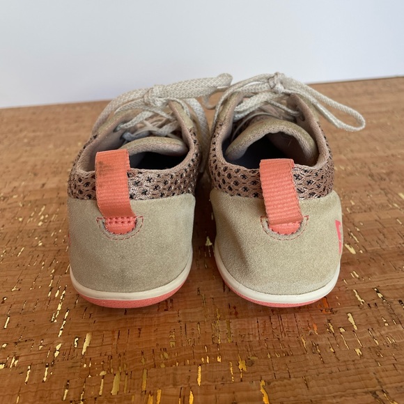 Plae mesh Suede Sneakers Kids size 12.5. - Picture 4 of 7